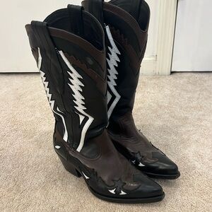ZARA COWBOY BOOTS!